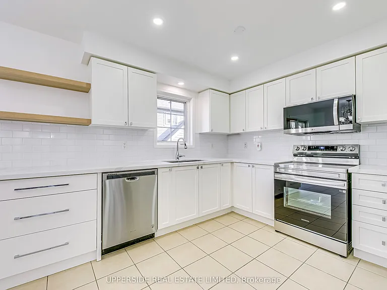 2341 Parkhaven Blvd W #5 — Photo 13