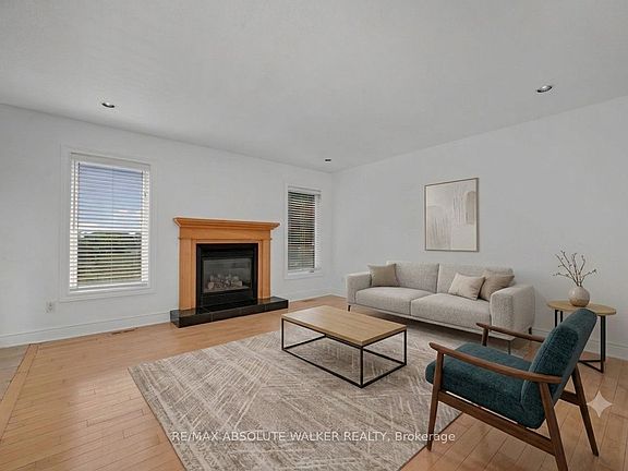 5th image of 2269 Sandman Cres