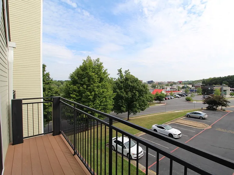 1340L Hunters Rd — Photo 13