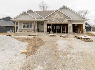 12600 Woodside Dr, Cedar Lake, IN 46303