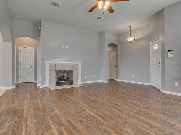 311 Gainer Dr — Photo 13