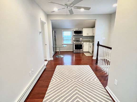 5th image of 106 Lincoln Ave #2