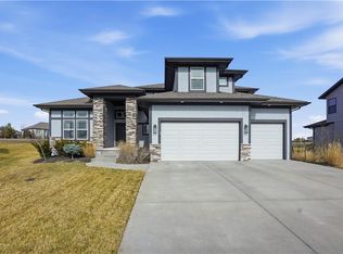 17332 Richards St, Overland Park, KS 66221