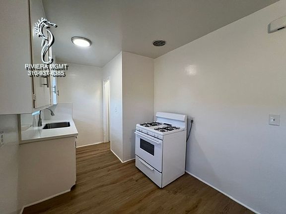 3rd image of 209 Calle Miramar #305-5