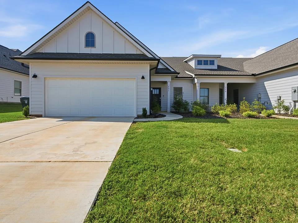 231 Paca Ln