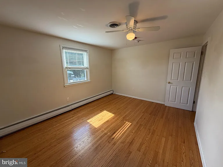 319 Meetinghouse Ln — Photo 29