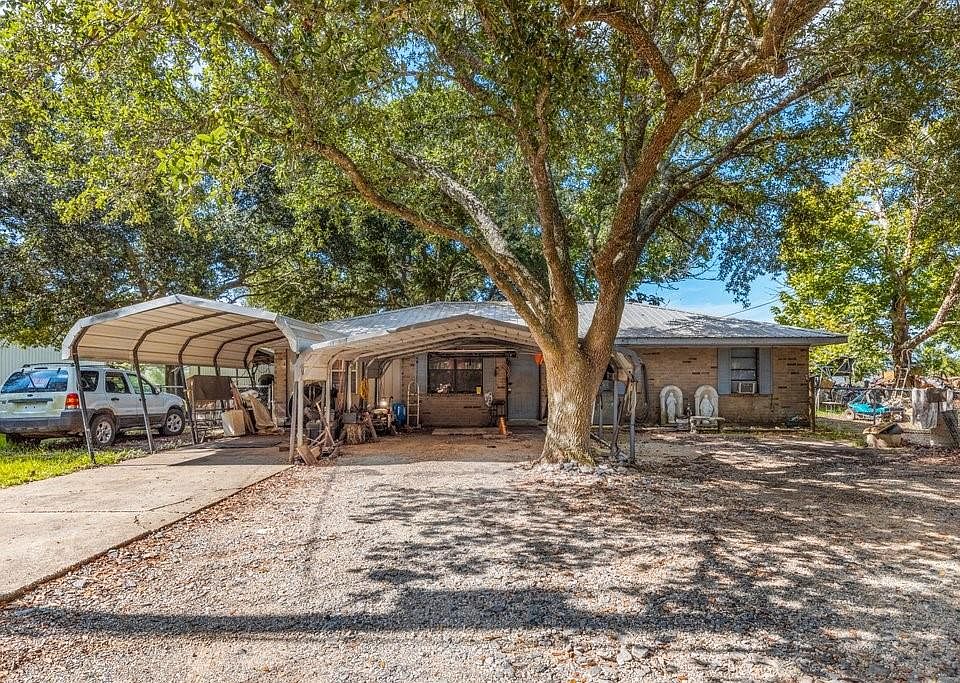 2080 8th St, Lake Arthur, LA 70549 MLS SWL22006379 Zillow