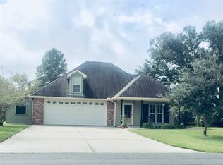 1673 Orleans Quarters Dr, Brusly, LA 70719