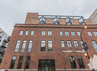 227 S Racine Ave, Chicago, IL 60607