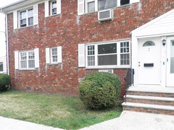 2 Gramercy Gdns, Middlesex, NJ 08846