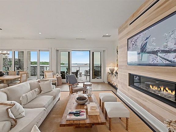 2nd image of 740 Davenport Avenue #1