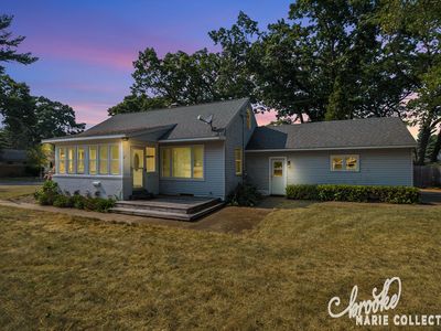 422 Elsa St, Muskegon, MI, 49445