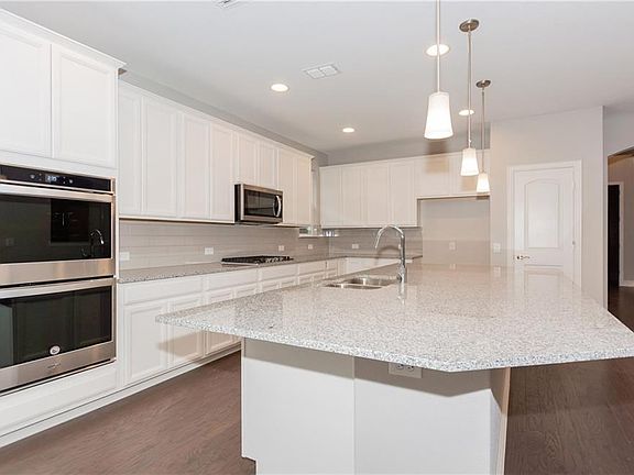 5th image of 1825 Virtue Port Ln