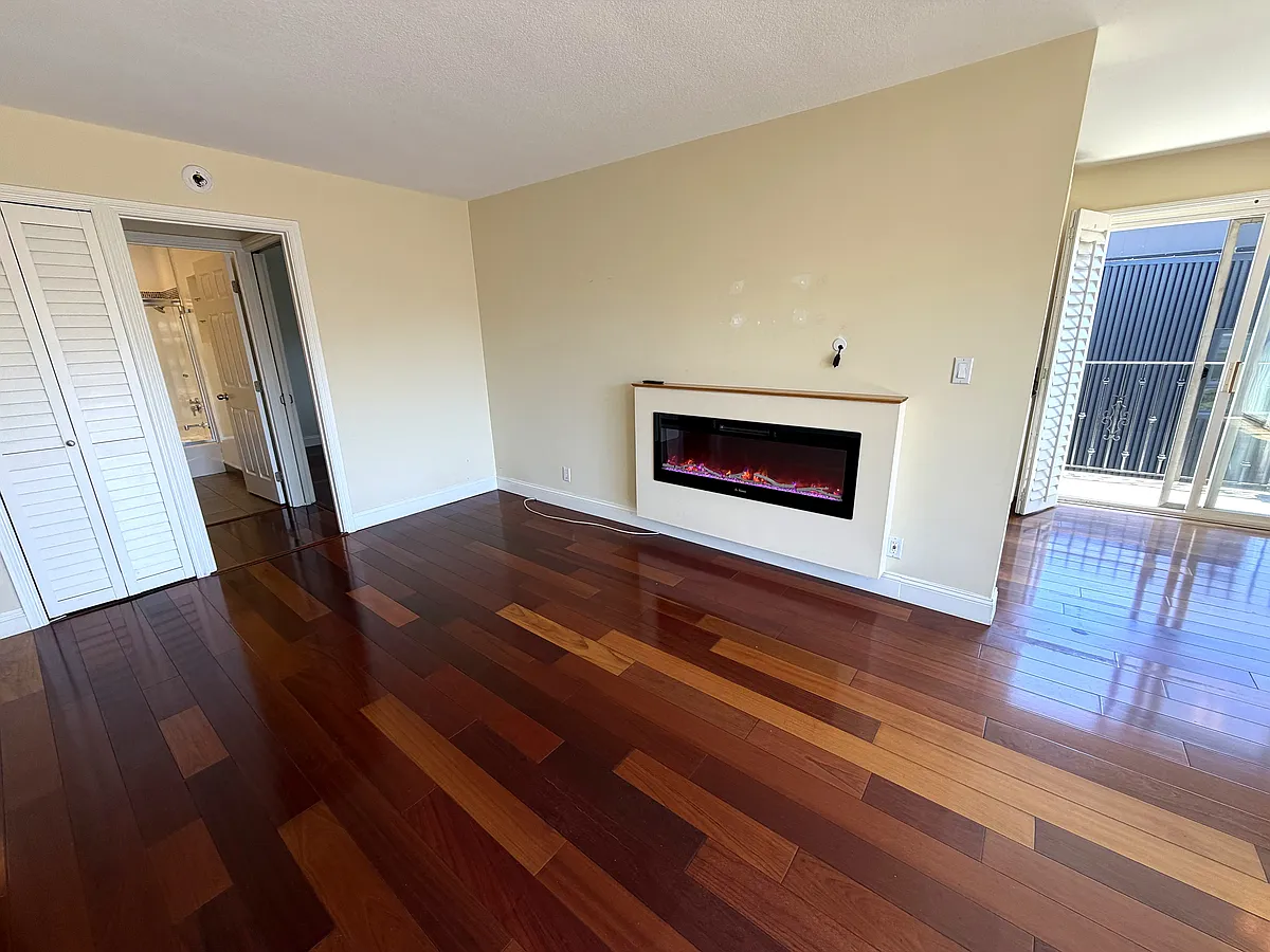 Building Photo - 2308 Schader Dr #309