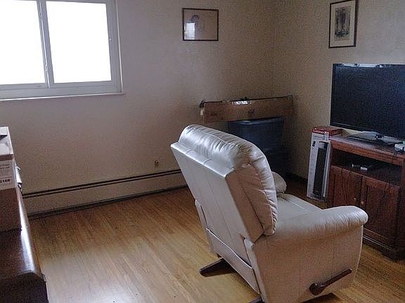 4th image of 2428 Ross St