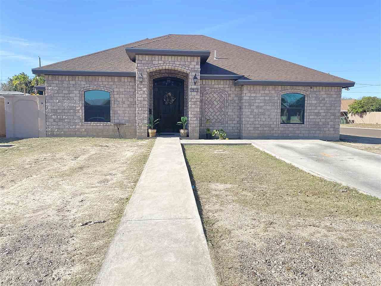 1913 Alamo St, Zapata, TX 78076 Zillow