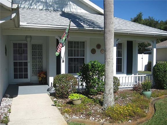2nd image of 2736 Bayview Dr