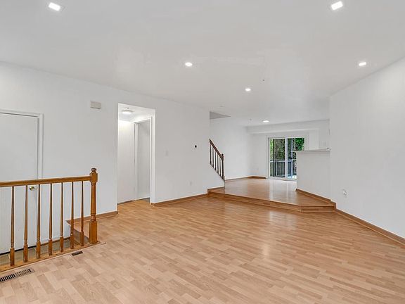 3rd image of 2322 Wood Bark Ln