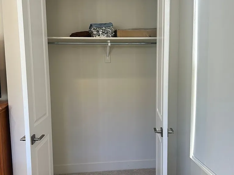 1212 W Hopewell Dr — Photo 11