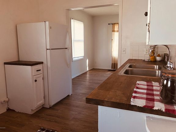 3rd image of 3411 Mulhearn Ave