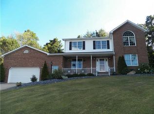 190 Washington Dr, Fayette City, PA