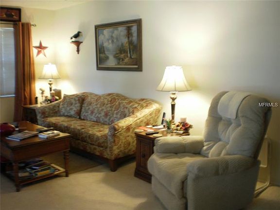 4th image of 202 High Point Dr Unit A