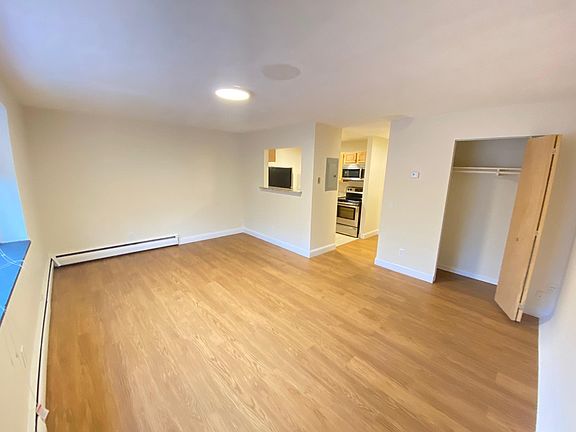 3rd image of 208 Babcock St #1C