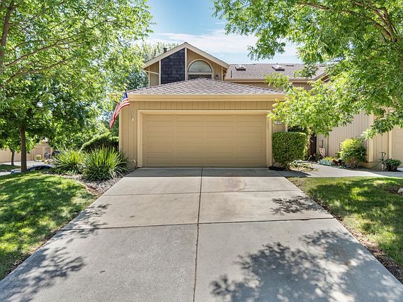 2nd image of 2379 Leptis Cir