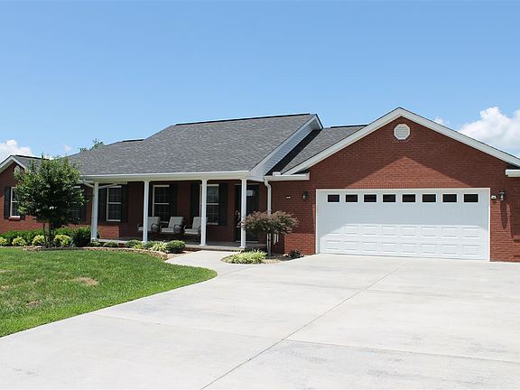 2nd image of 2643 Plantation Dr