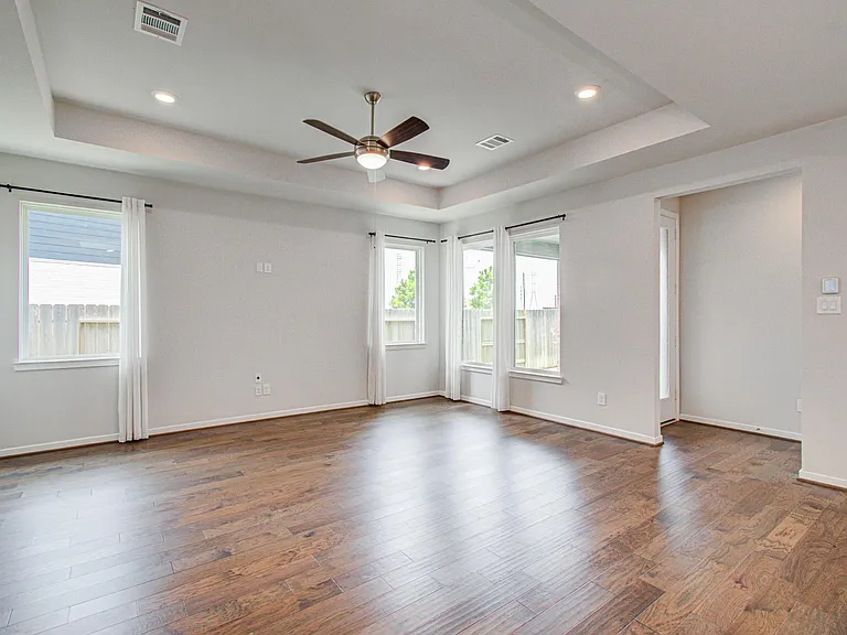 21118 Vancherry Dr — Photo 21