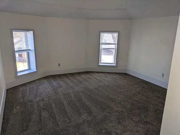 5th image of 612 Lincoln Ave