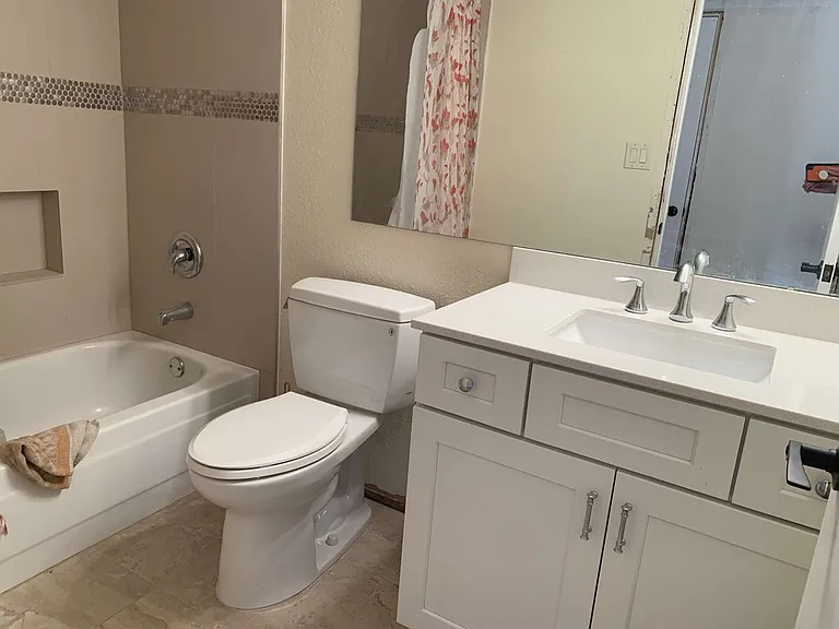 14053 N Hampstead Dr — Photo 34
