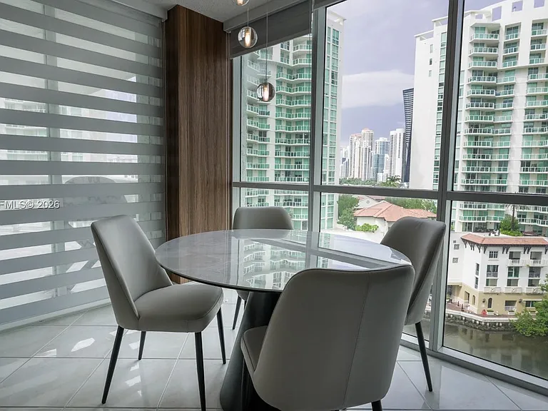 16400 Collins Ave #946 — Photo 9