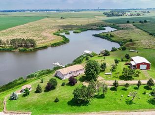 46924 298th St, Beresford, SD 57004