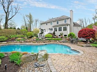 14 Apple Ln, Tewksbury Twp, NJ 07830