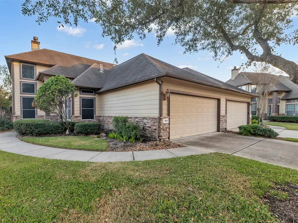 7803 Glenn Cliff Dr, Houston, TX 77064