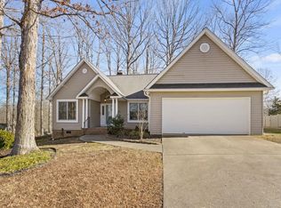 208 Torrey Ct, Simpsonville, SC 29680