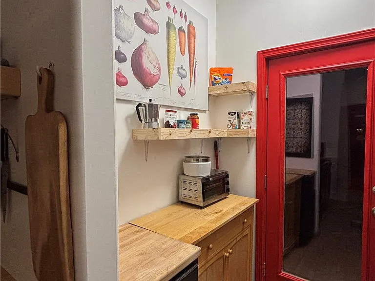 1802 N Raymond Ave — Photo 20