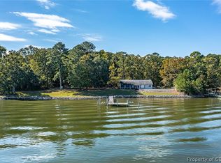 1266 Queenstown Rd, Lancaster, VA 22503