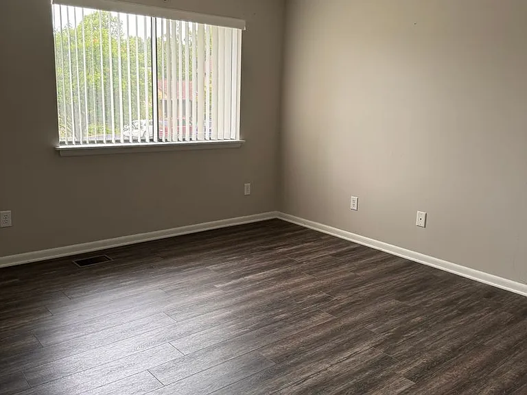214 Walnut Ridge Dr — Photo 26