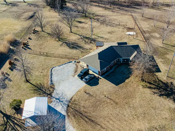 9889 County Road 200, Webb City, MO 64870