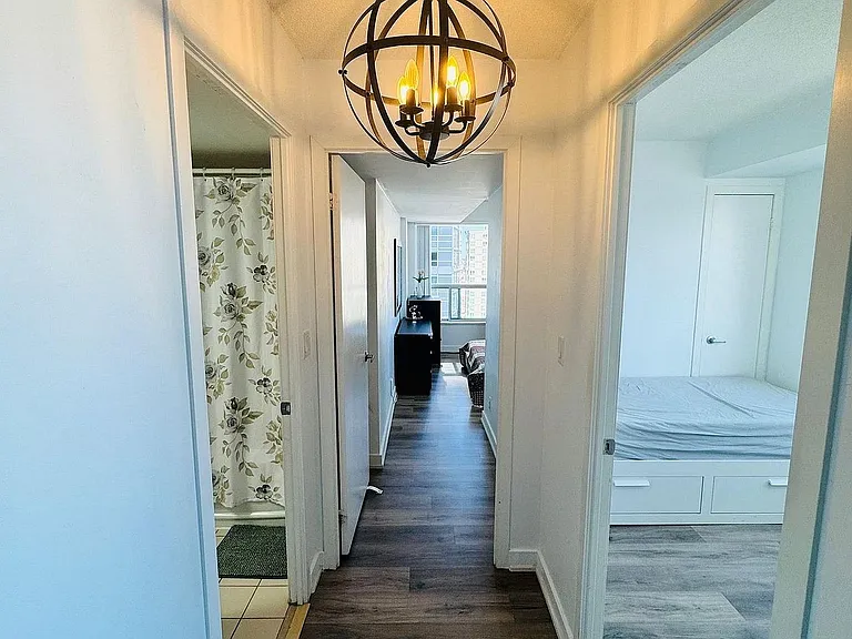 36 Lee Centre Dr #2106 — Photo 13