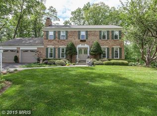 16616 Summertree Ct, Rockville, MD 20853