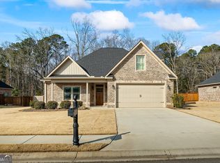 447 Barbara Ct, Forsyth, GA 31029