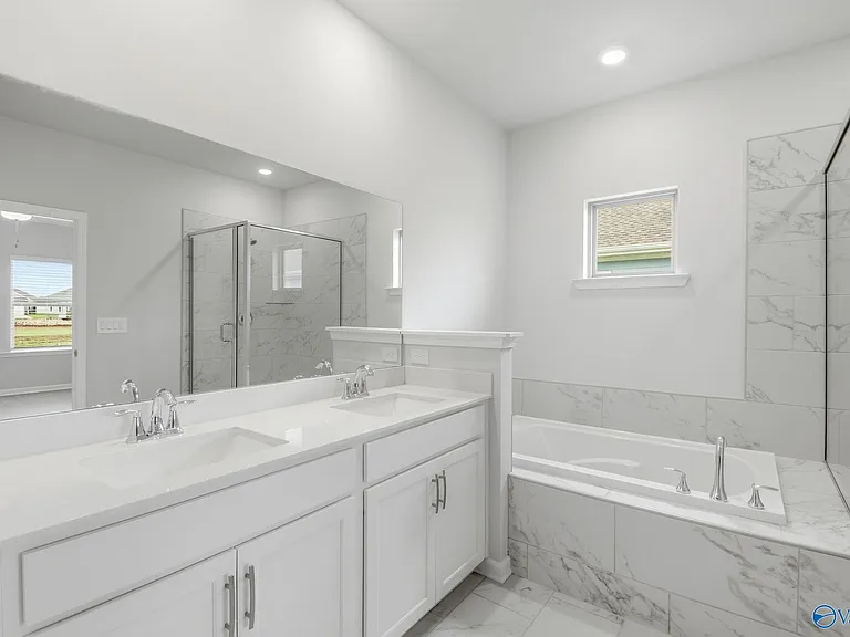 304 Allene Way — Photo 6