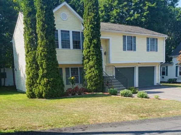 91 Oregon Ave, Woonsocket, RI 02895