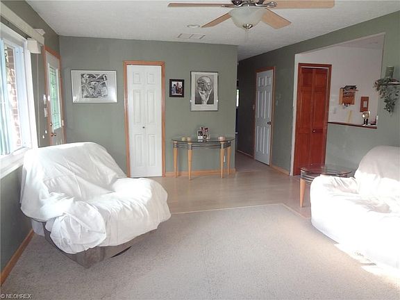 5th image of 9335 Brookdale Ln
