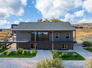 2826 S Country Club Dr #19, Garden City, UT 84028