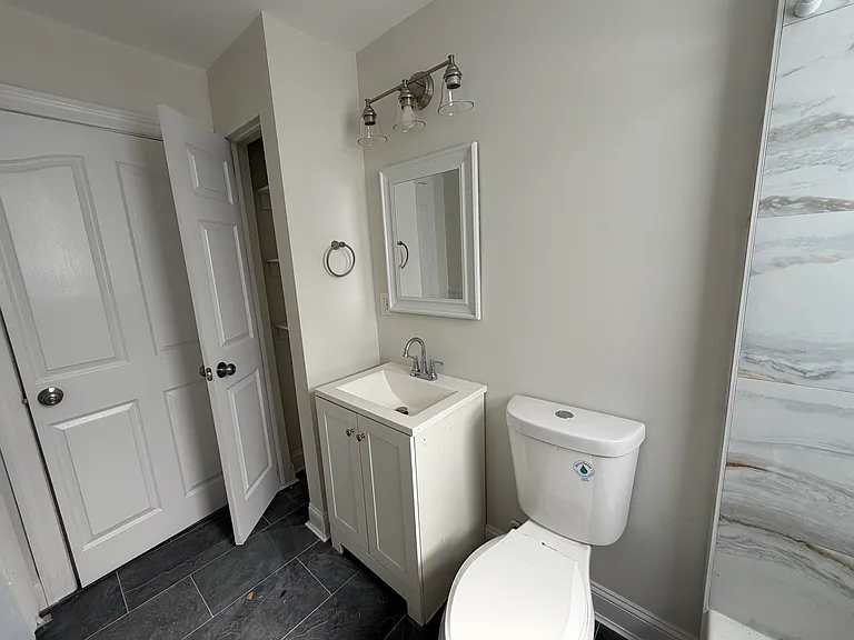 17 Conover Ave #1L — Photo 7