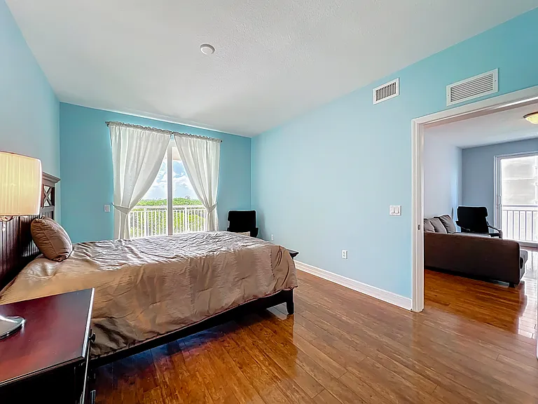 110 Warsteiner Way #301 — Photo 18